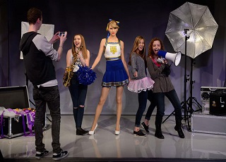Taylor Swift at Madame Tussauds